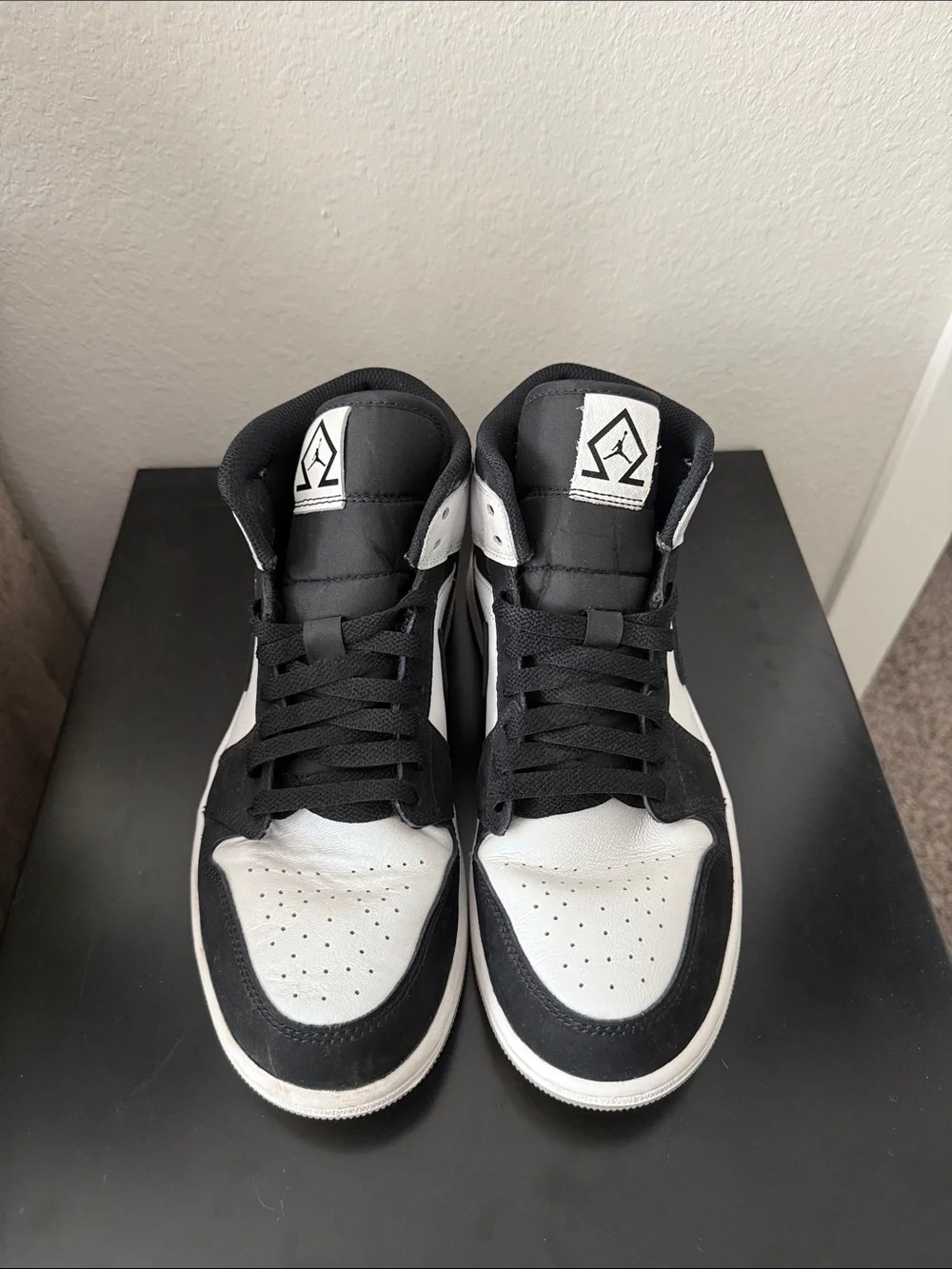 Air Jordan 1 MID SE 